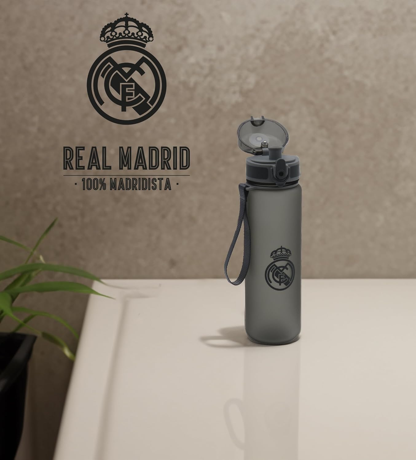 🥶 Botella Real Madrid Oficial Negra 500ml | CYPBRANDS ⚪⚫